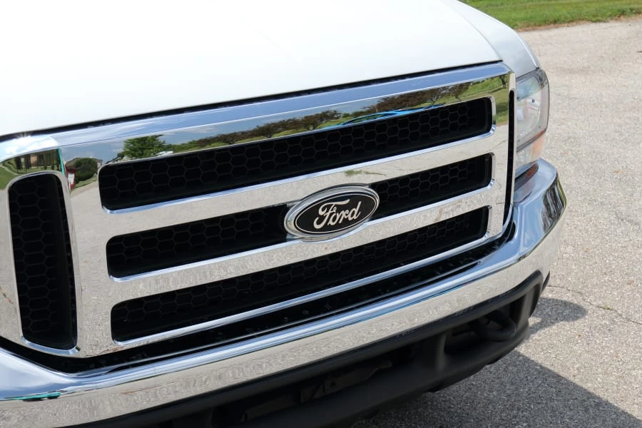 2000 Ford Super Duty 1st Gen - Image 15 of 31