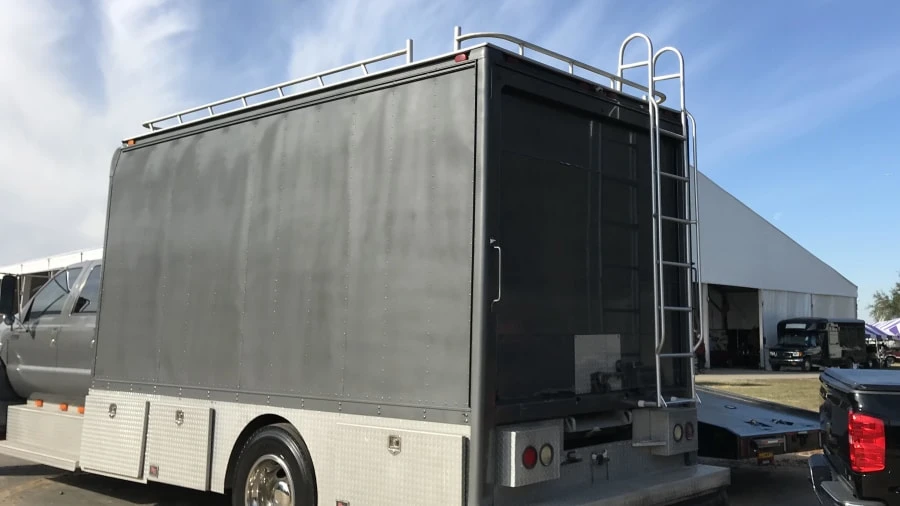 2000 Ford Super Duty 1st Gen - Image 3 of 5