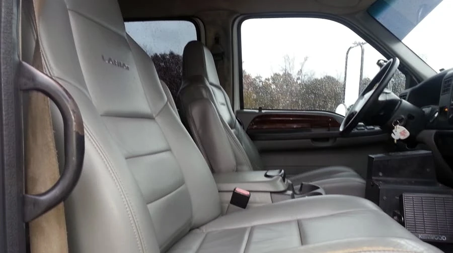 2000 Ford Super Duty 1st Gen - Image 5 of 9