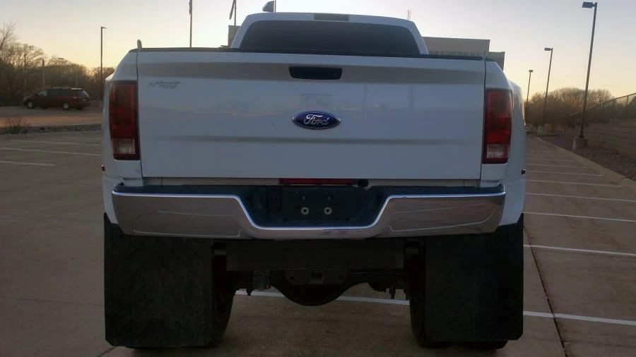 2000 Ford Super Duty 1st Gen - Image 4 of 12