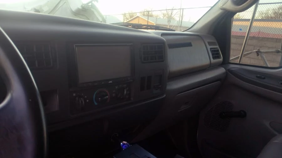 2000 Ford Super Duty 1st Gen - Image 8 of 12