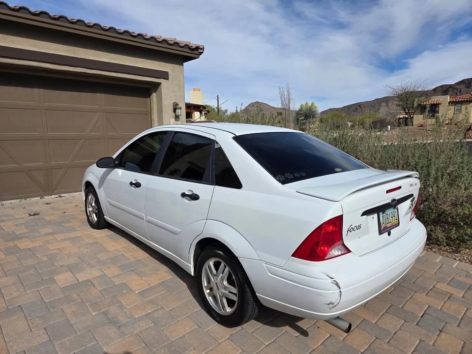 2000 Ford Focus 1st Gen - Image 3 of 9