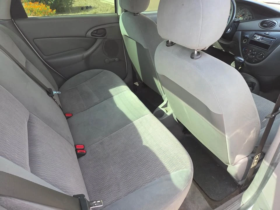 2000 Ford Focus 1st Gen - Image 8 of 9