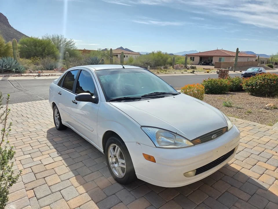 2000 Ford Focus 1st Gen - Image 5 of 9