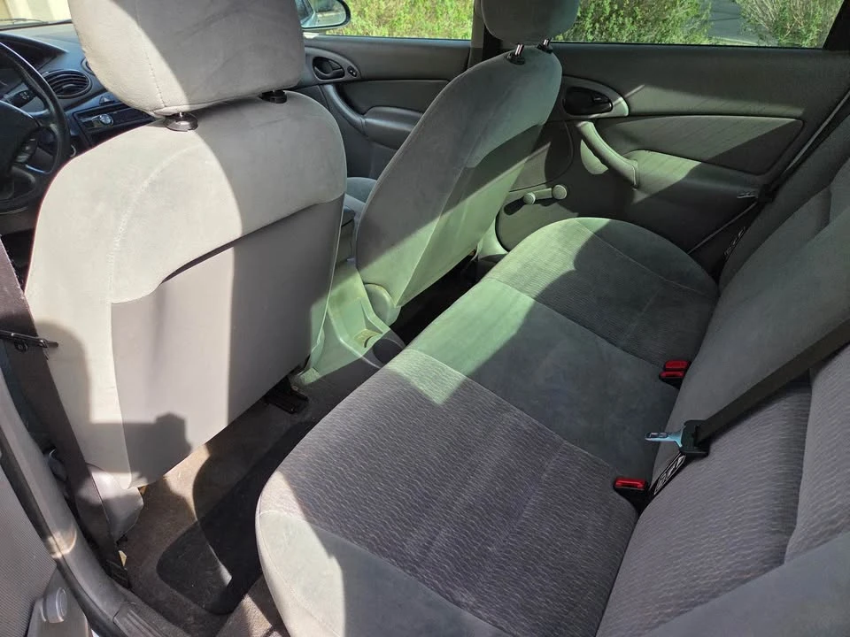 2000 Ford Focus 1st Gen - Image 7 of 9
