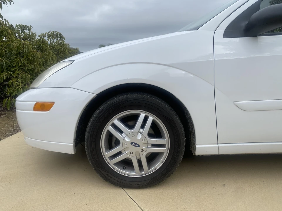 2000 Ford Focus 1st Gen - Image 21 of 31