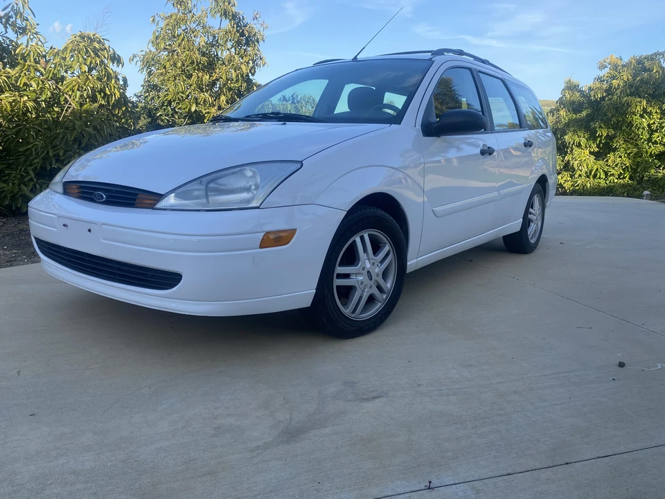 2000 Ford Focus 1st Gen - Image 7 of 31