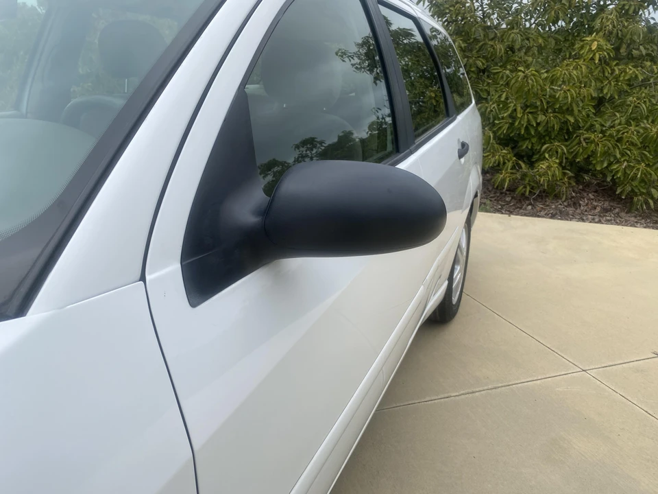 2000 Ford Focus 1st Gen - Image 23 of 31