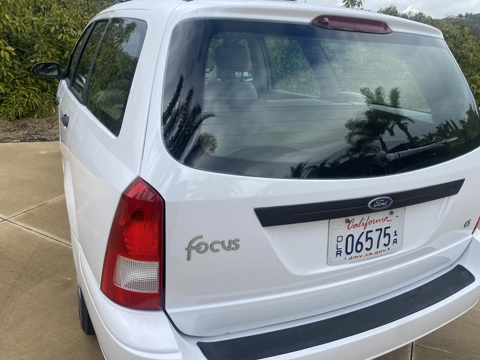 2000 Ford Focus 1st Gen - Image 25 of 31