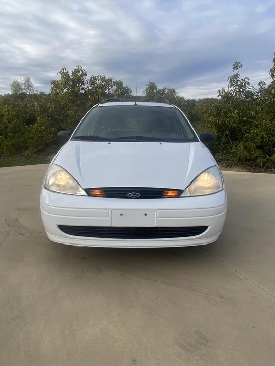 2000 Ford Focus 1st Gen - Image 6 of 31