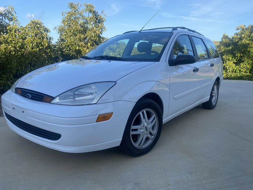 2000 Ford Focus 1st Gen - Image 8 of 31