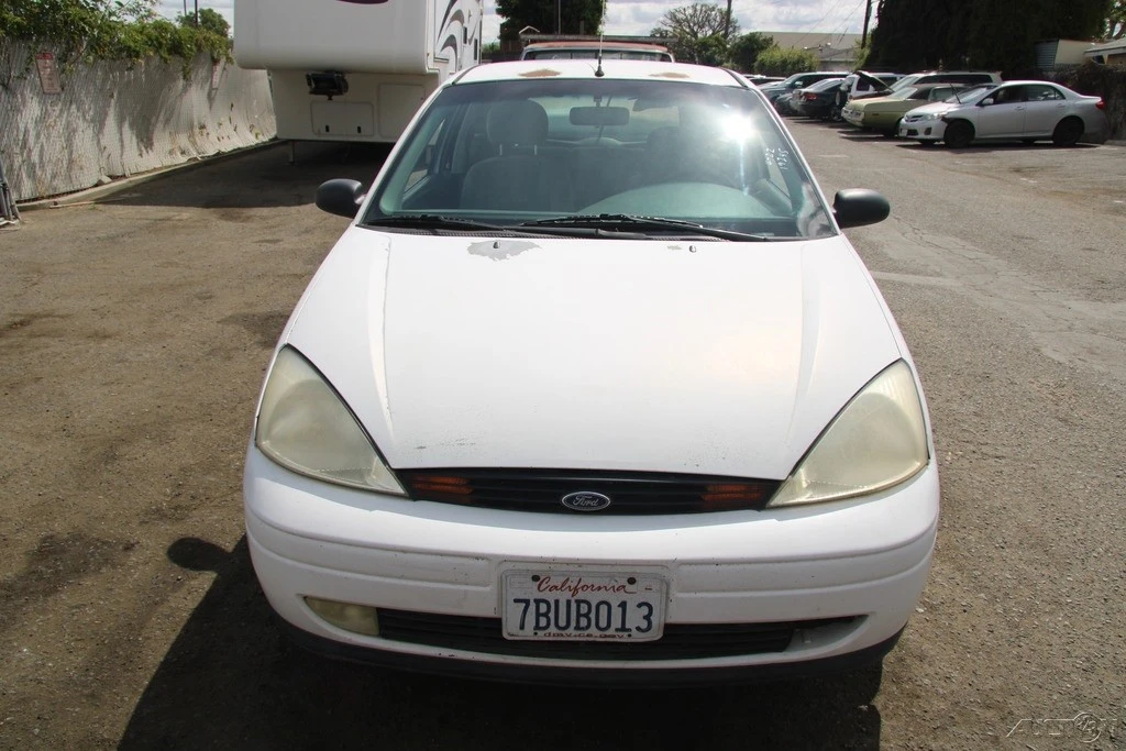 2000 Ford Focus 1st Gen - Image 11 of 24
