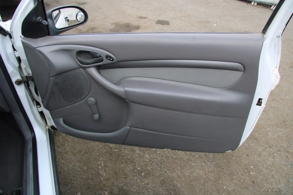 2000 Ford Focus 1st Gen - Image 24 of 24