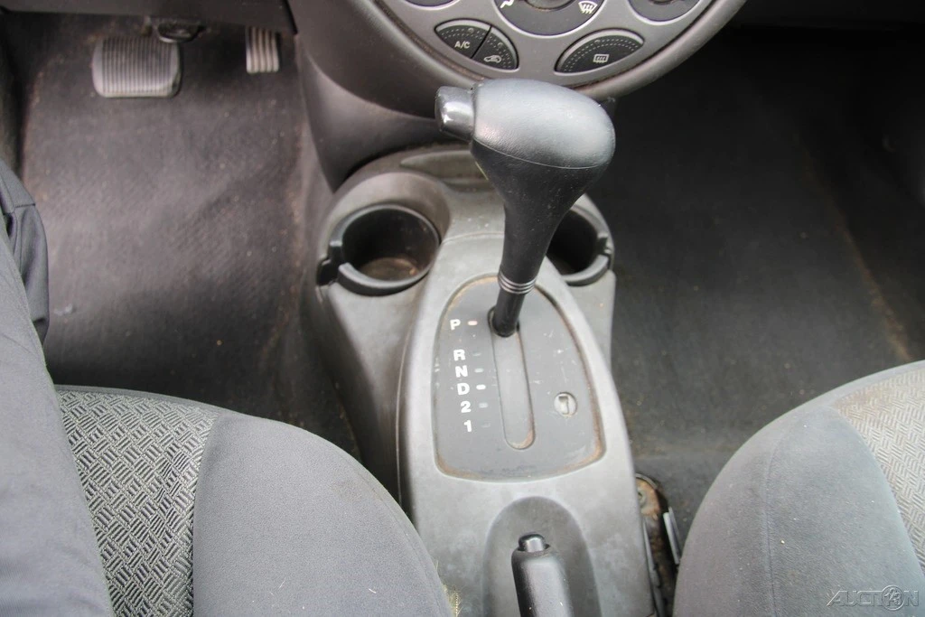 2000 Ford Focus 1st Gen - Image 19 of 24