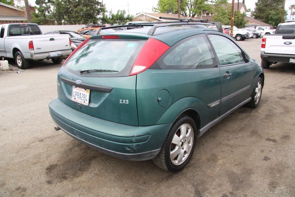 2000 Ford Focus 1st Gen - Image 7 of 24