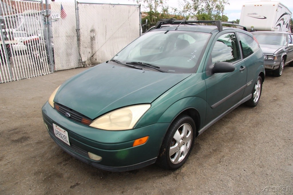 2000 Ford Focus 1st Gen - Image 2 of 24