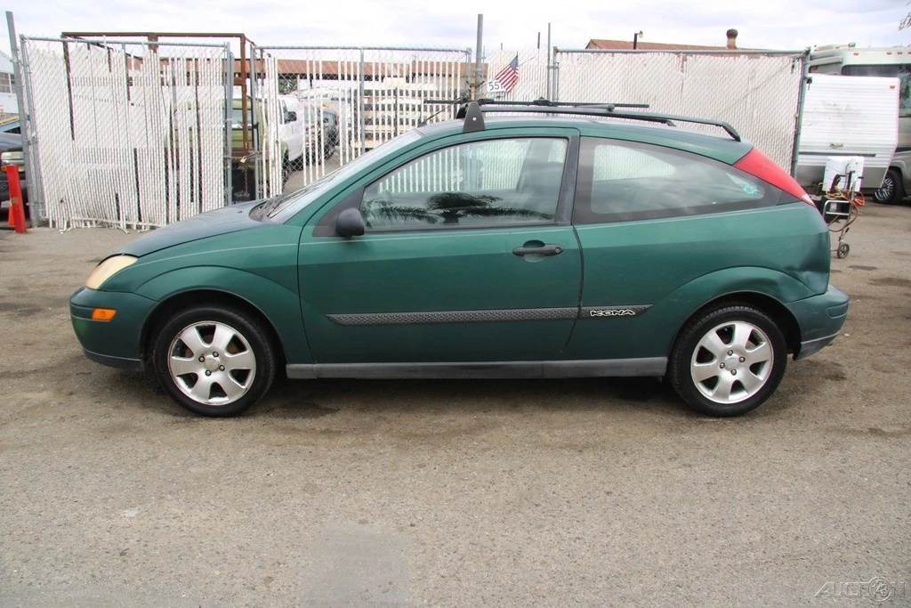 2000 Ford Focus 1st Gen - Image 3 of 24