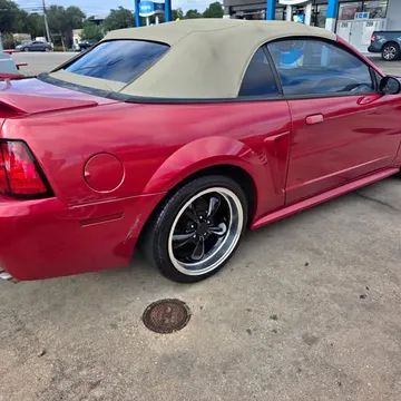 2000 Ford Mustang GT Coupe