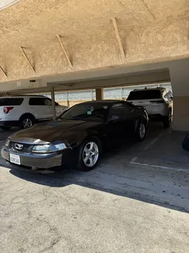 2000 Ford Mustang GT Coupe 2D
