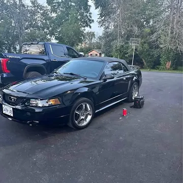 2000 Ford GT