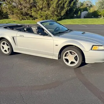 2000 Ford Mustang GT Convertible