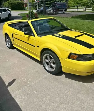 2000 Ford Mustang GT Convertible Spring Edition