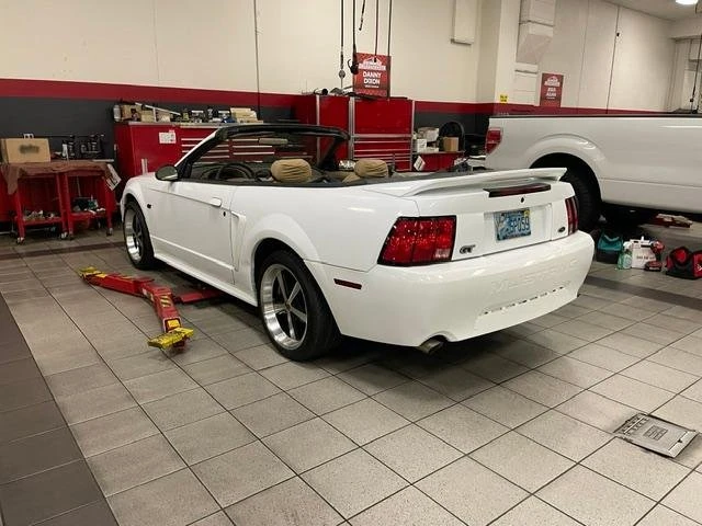 2000 Ford GT - Image 3 of 7