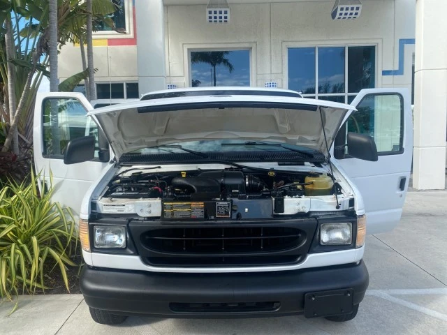 2000 Ford Econoline Van - Image 18 of 21
