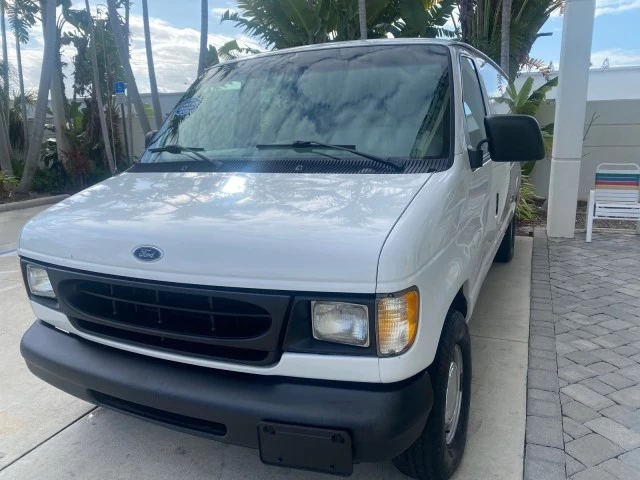 2000 Ford Econoline Van - Image 4 of 21