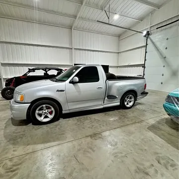 2000 Ford SVT Lightning