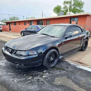 2000 Ford Mustang