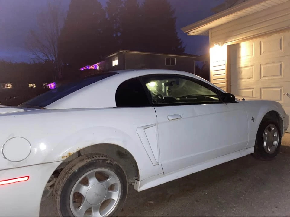 2000 Ford SN95 Mustang - Image 3 of 7