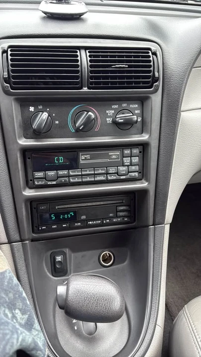 2000 Ford SN95 Mustang - Image 9 of 10