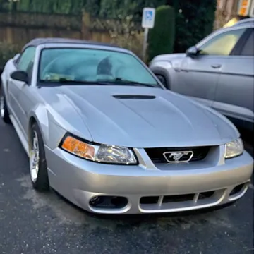 2000 Ford Mustang GT