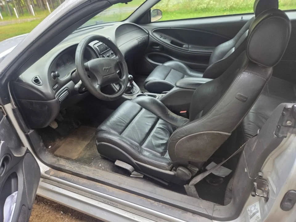 2000 Ford SN95 Mustang - Image 2 of 4