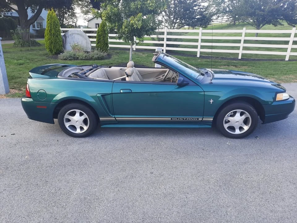 2000 Ford SN95 Mustang - Image 2 of 6