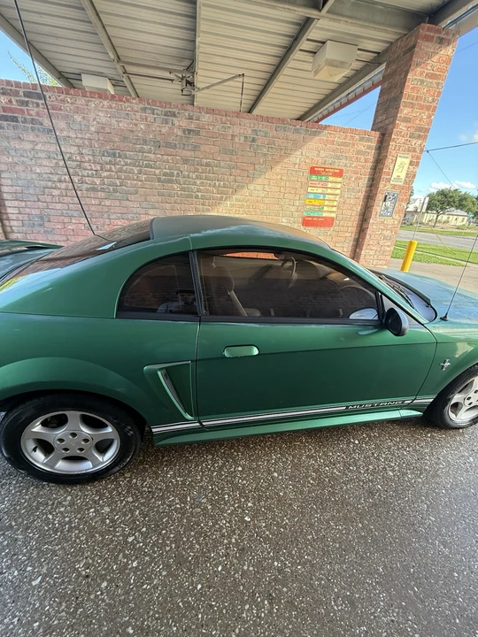 2000 Ford SN95 Mustang - Image 3 of 9
