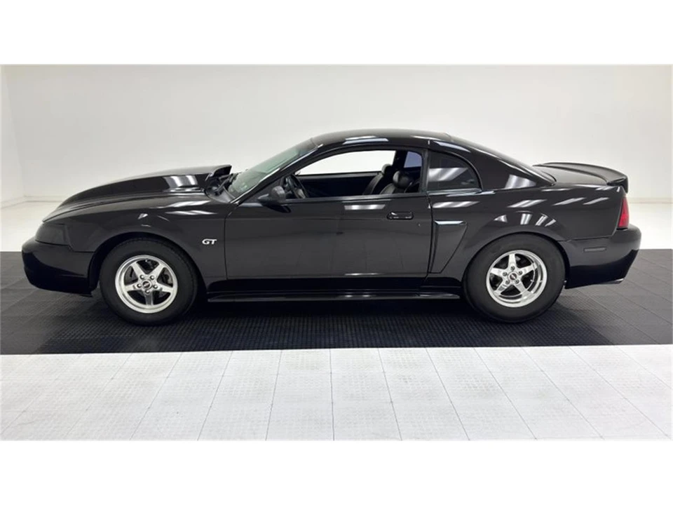 2000 Ford SN95 Mustang - Image 2 of 31