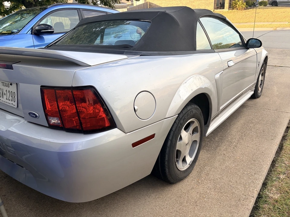 2000 Ford SN95 Mustang - Image 5 of 31