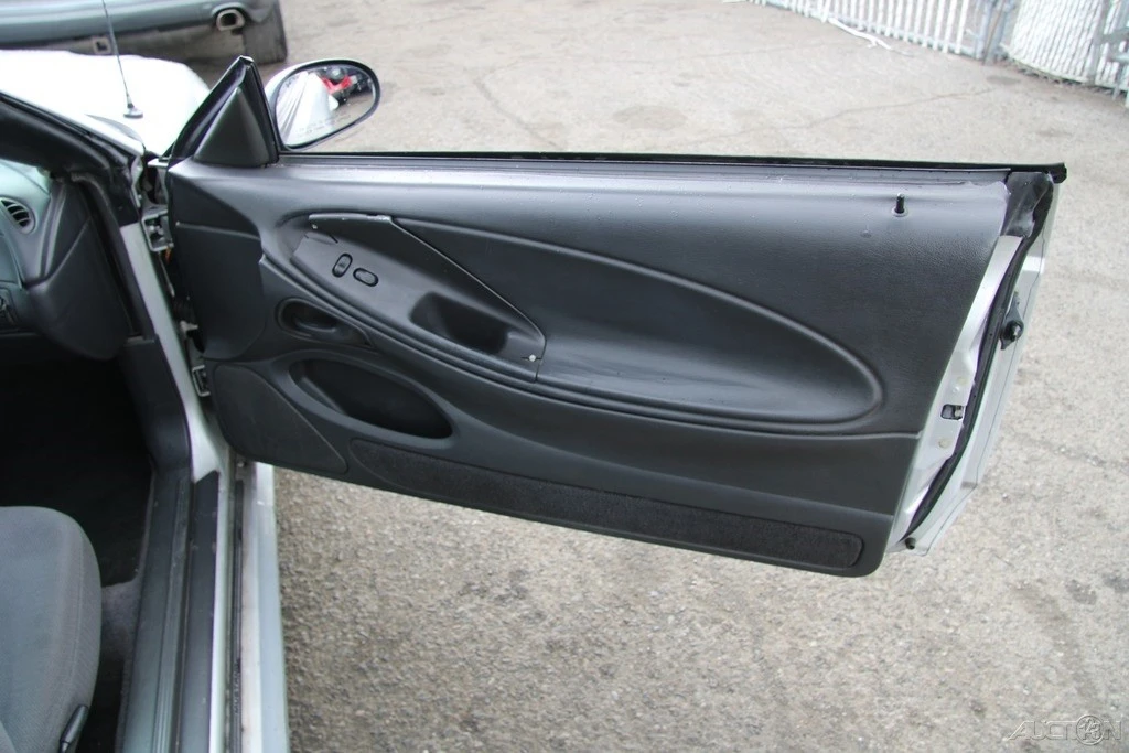 2000 Ford SN95 Mustang - Image 20 of 21