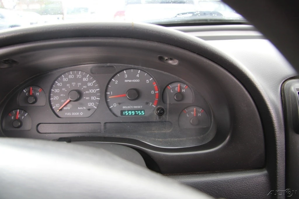 2000 Ford SN95 Mustang - Image 15 of 21