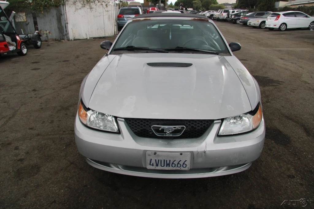 2000 Ford SN95 Mustang - Image 9 of 21