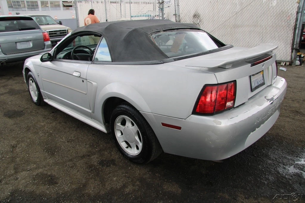 2000 Ford SN95 Mustang - Image 4 of 21