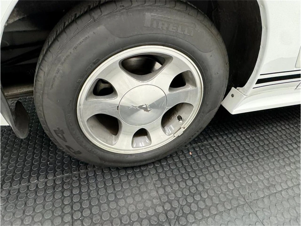 2000 Ford SN95 Mustang - Image 27 of 31