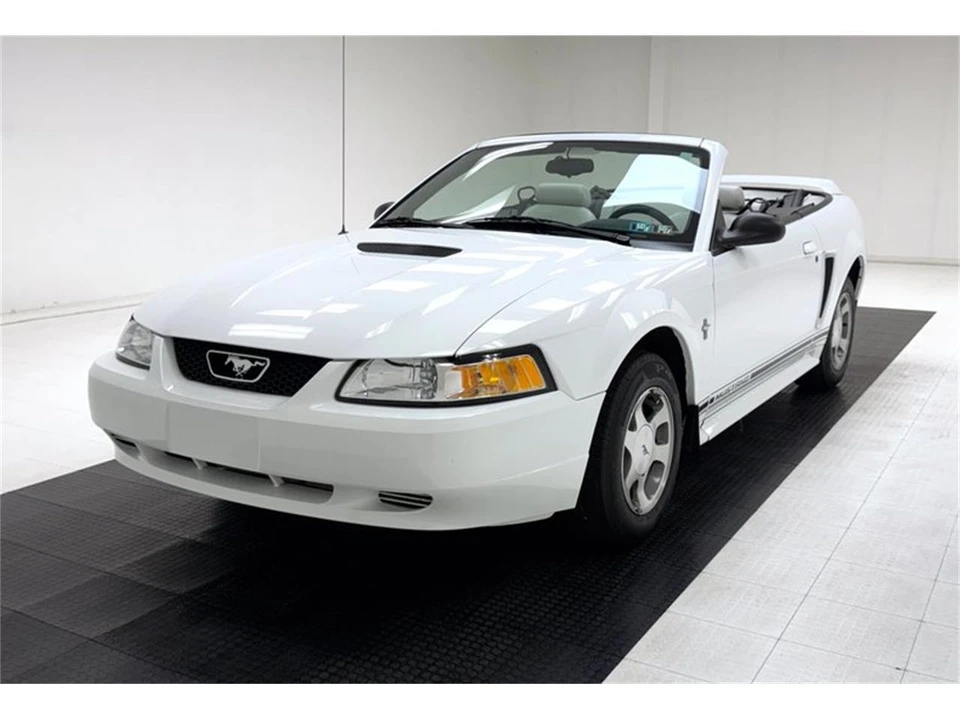 2000 Ford SN95 Mustang - Image 2 of 31
