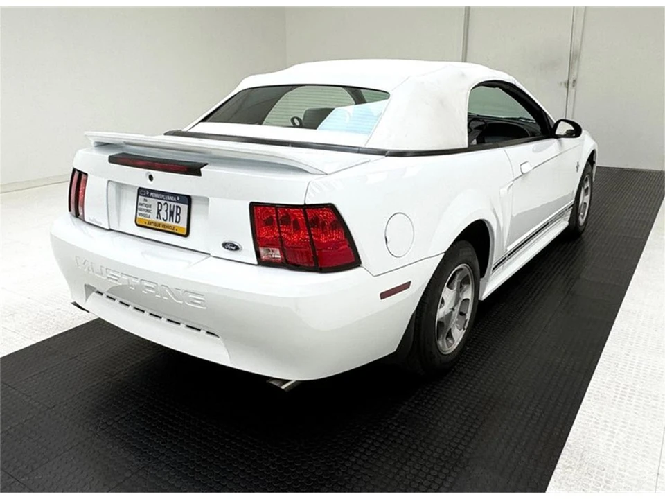 2000 Ford SN95 Mustang - Image 8 of 31