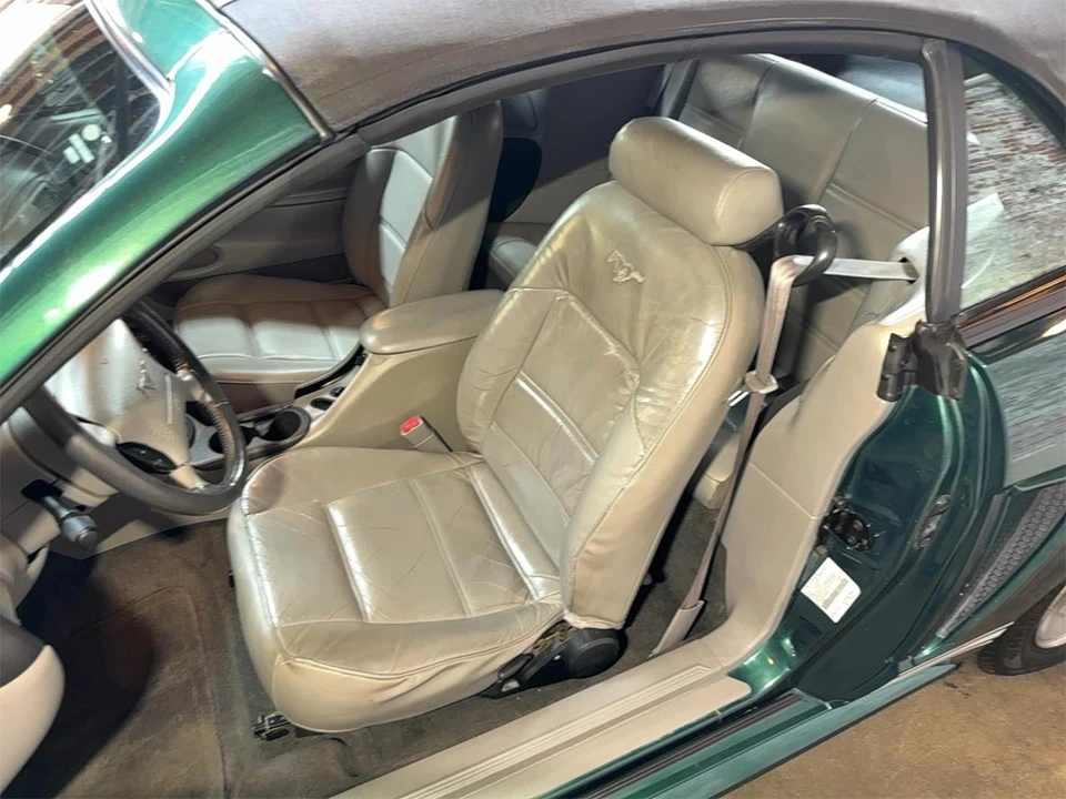 2000 Ford SN95 Mustang - Image 13 of 31