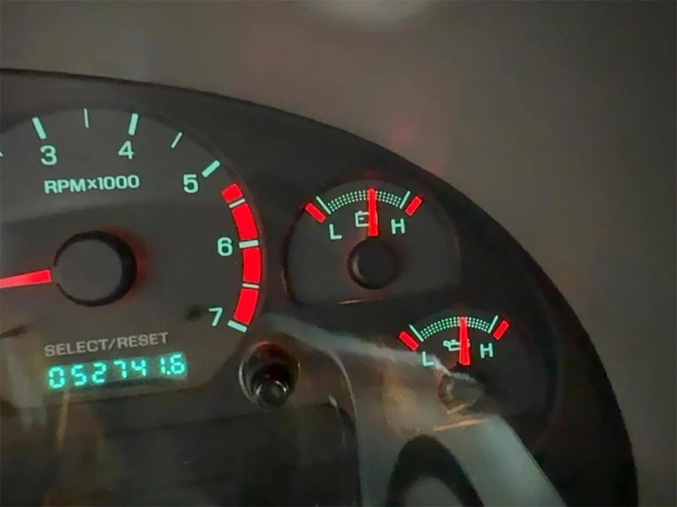 2000 Ford SN95 Mustang - Image 18 of 31