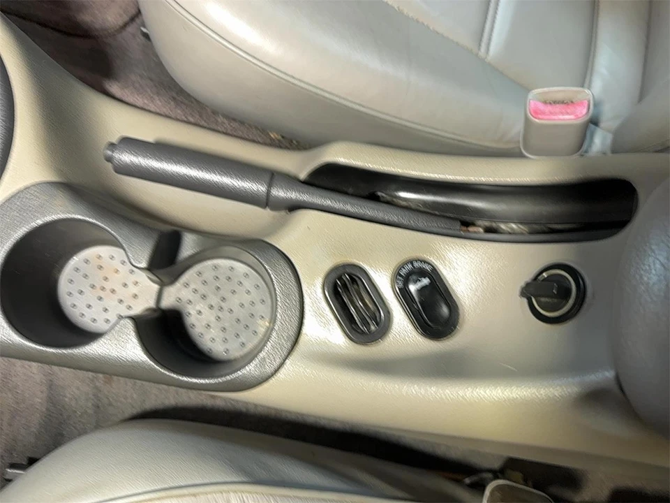 2000 Ford SN95 Mustang - Image 25 of 31