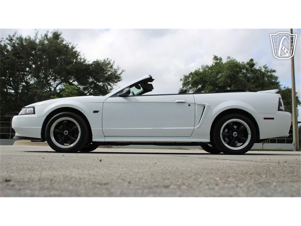 2000 Ford SN95 Mustang - Image 8 of 31